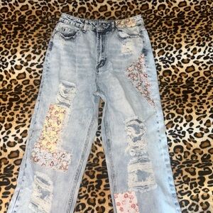 Cute Spring Floral Patchwork Light Wash Denim Jeans
